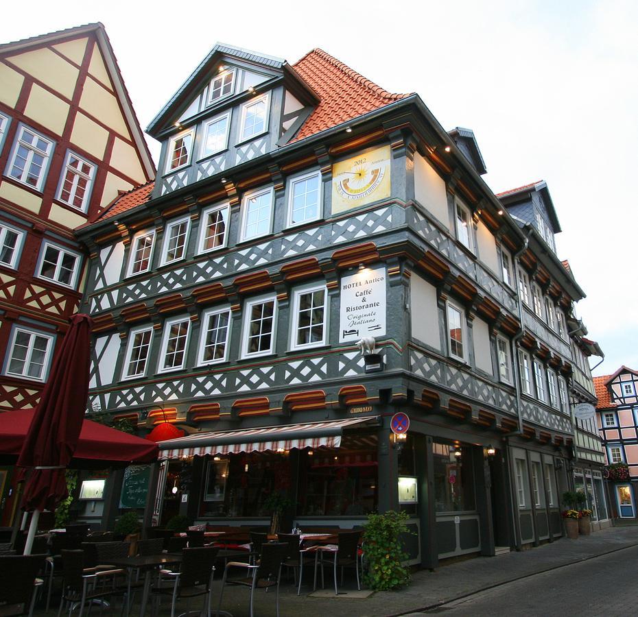 Fachwerk-Hotel Eisenbart Munden  Bagian luar foto