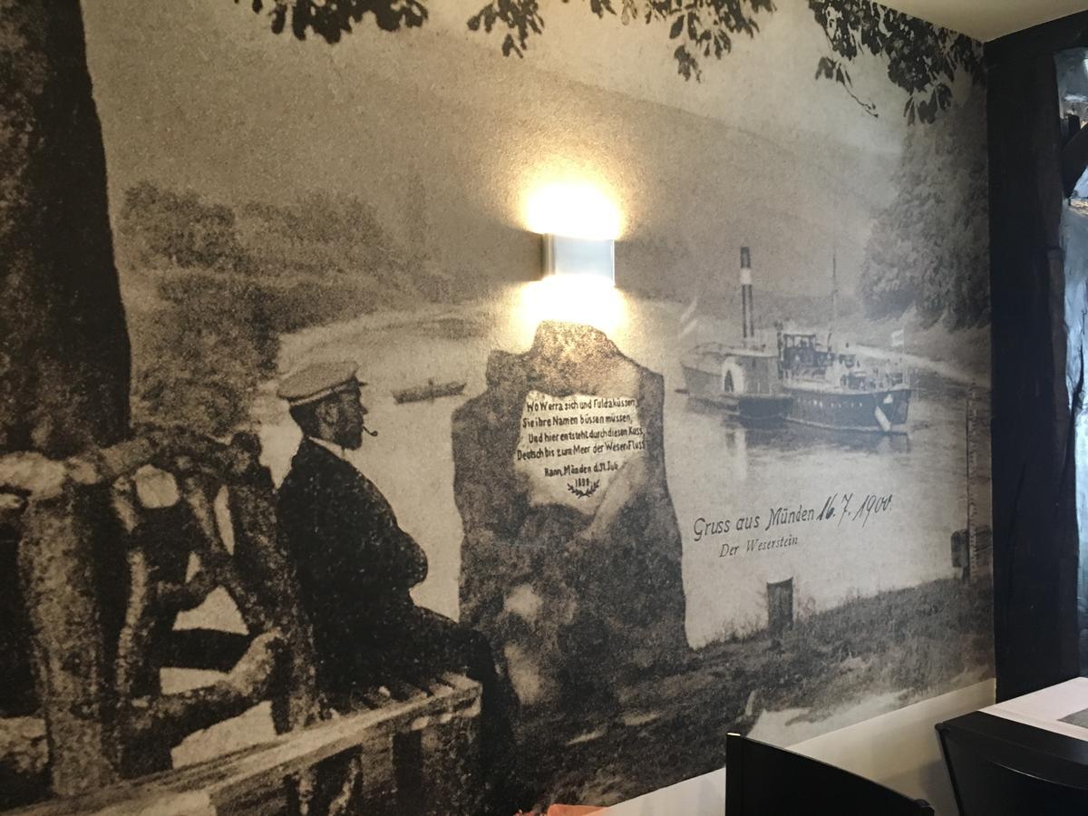 Fachwerk-Hotel Eisenbart Munden  Bagian luar foto