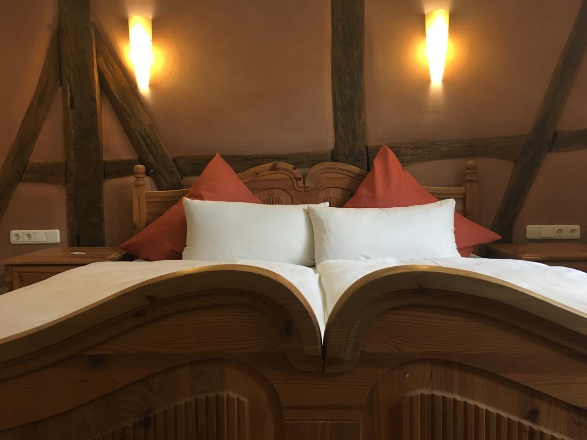 Fachwerk-Hotel Eisenbart Munden  Bagian luar foto